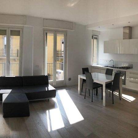 Bright & Spacious Apartment Near Navigli - Ponti มิลาน ภายนอก รูปภาพ