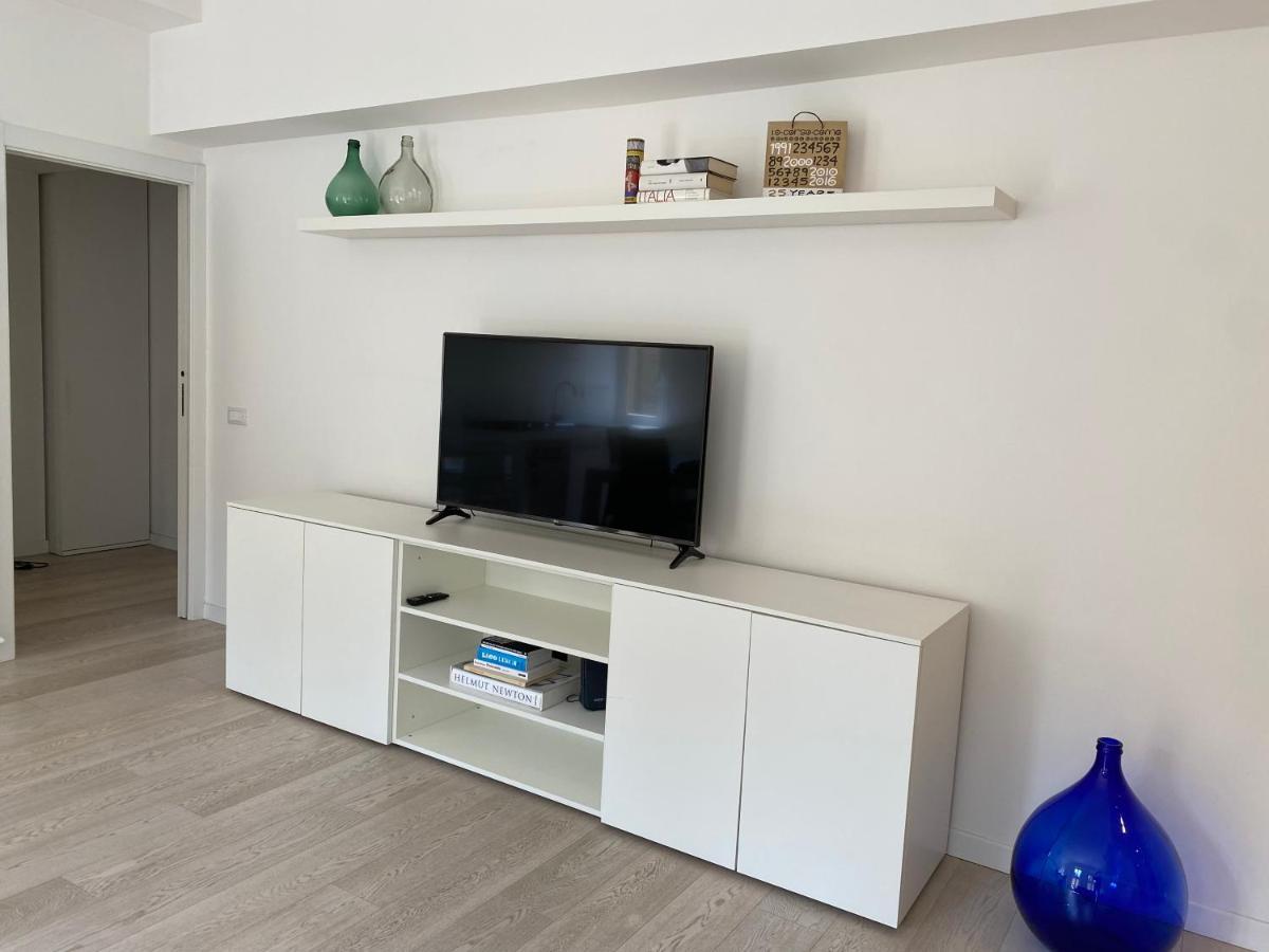 Bright & Spacious Apartment Near Navigli - Ponti มิลาน ภายนอก รูปภาพ