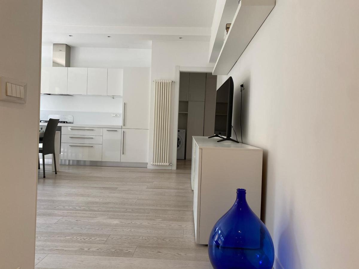 Bright & Spacious Apartment Near Navigli - Ponti มิลาน ภายนอก รูปภาพ
