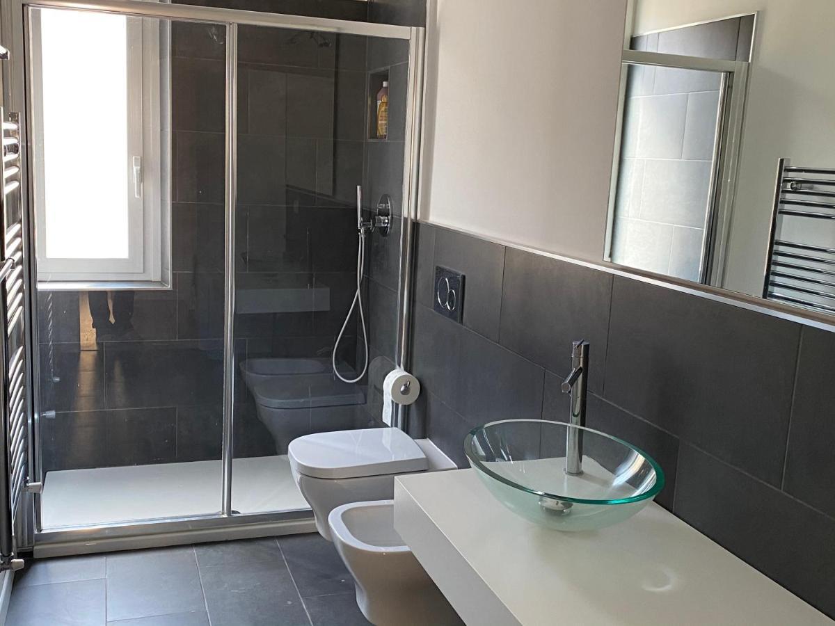 Bright & Spacious Apartment Near Navigli - Ponti มิลาน ภายนอก รูปภาพ