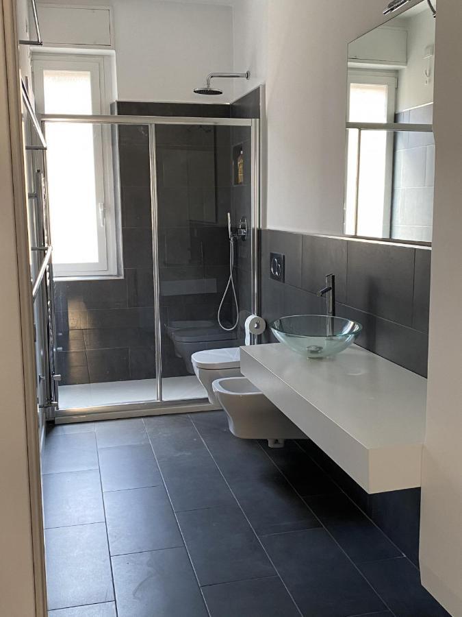 Bright & Spacious Apartment Near Navigli - Ponti มิลาน ภายนอก รูปภาพ